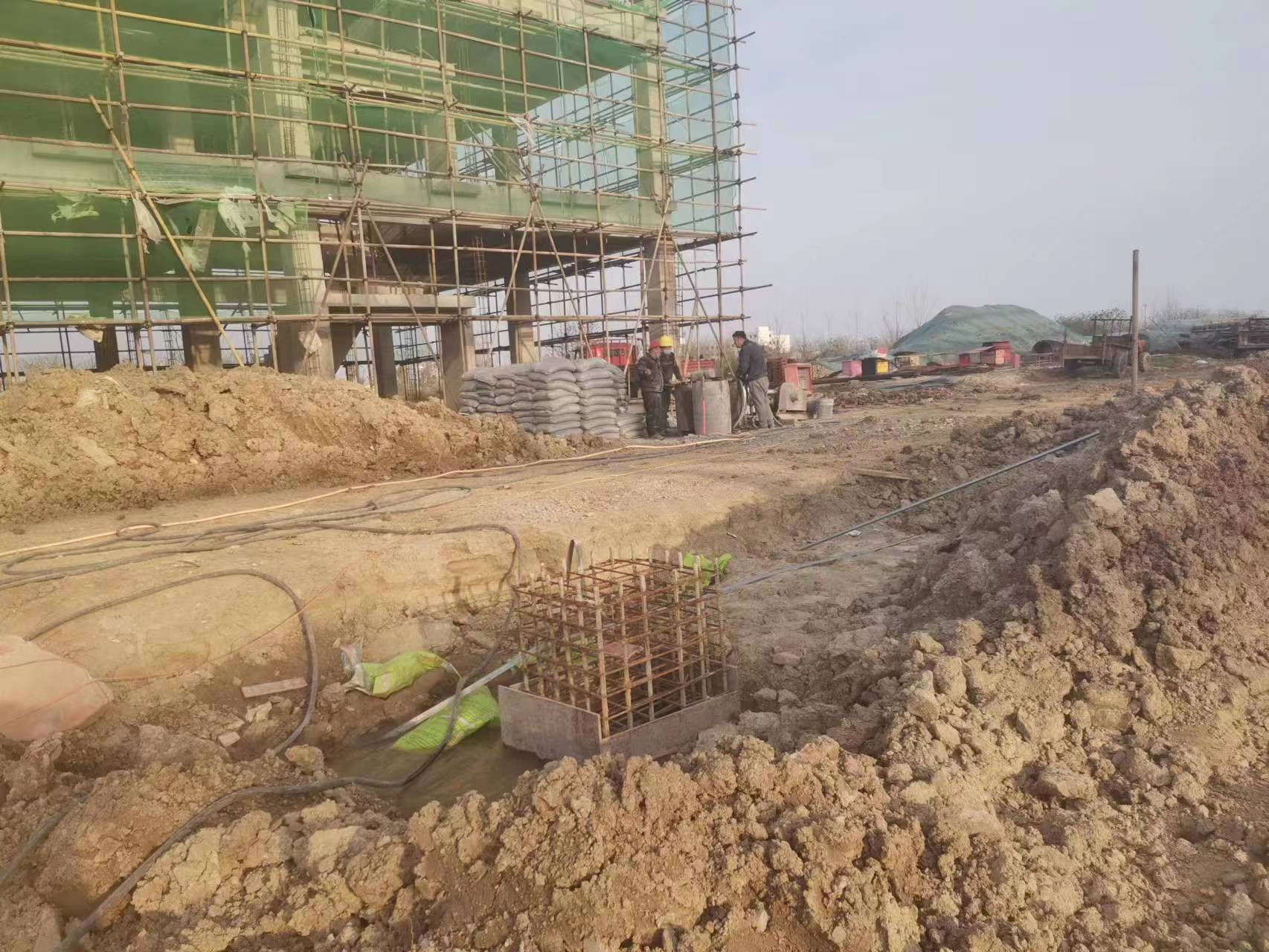 源汇当桥梁出现裂缝的时候应该及时加固修补